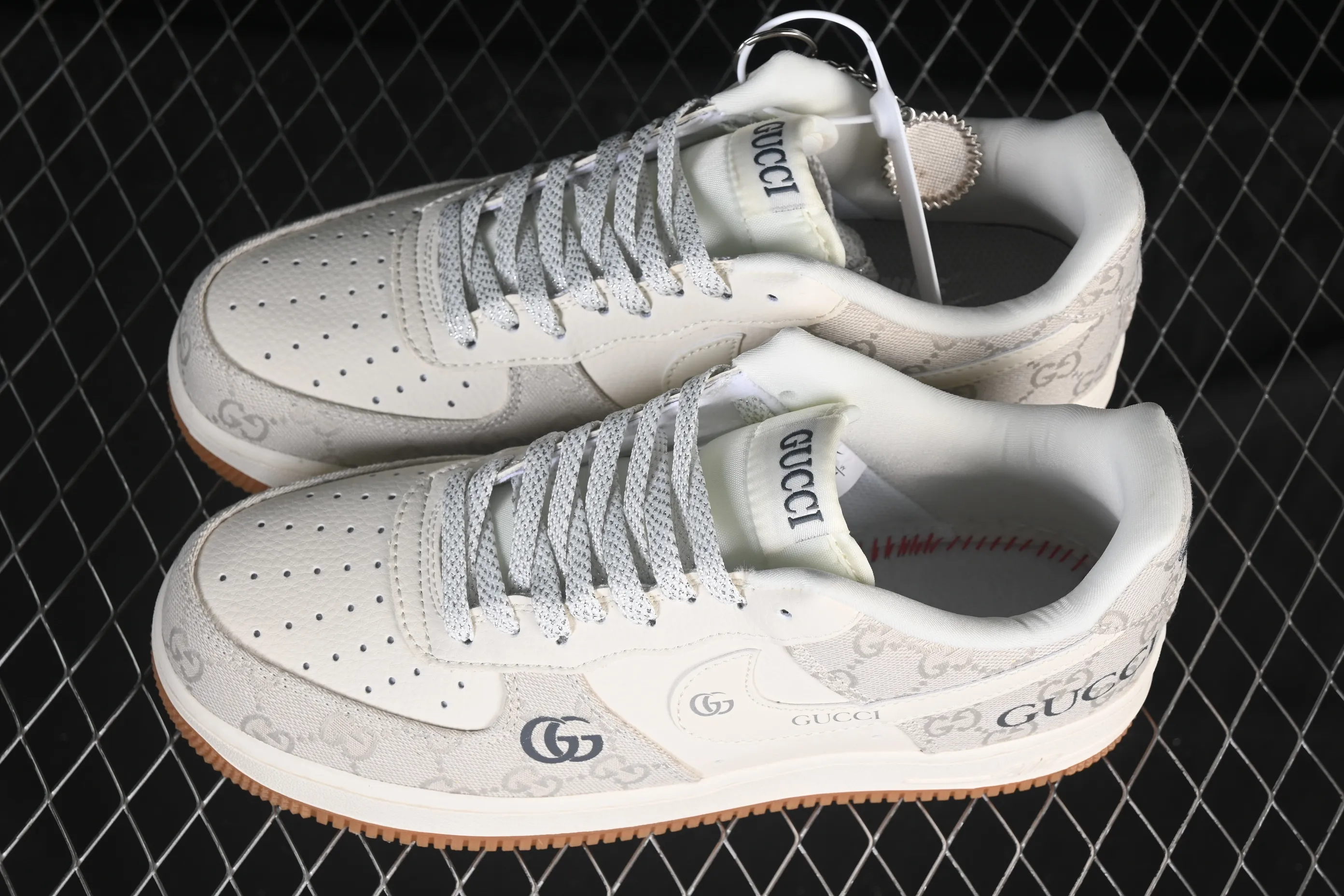 All categories Nk Air Force 1 Air Force series Nk Air Force 1 Low Air Force low-top Nike Air Force 1'07 Low Gucci co-branded soot raw rubber Air Force 1 low-top casual sneakers DK0188-084